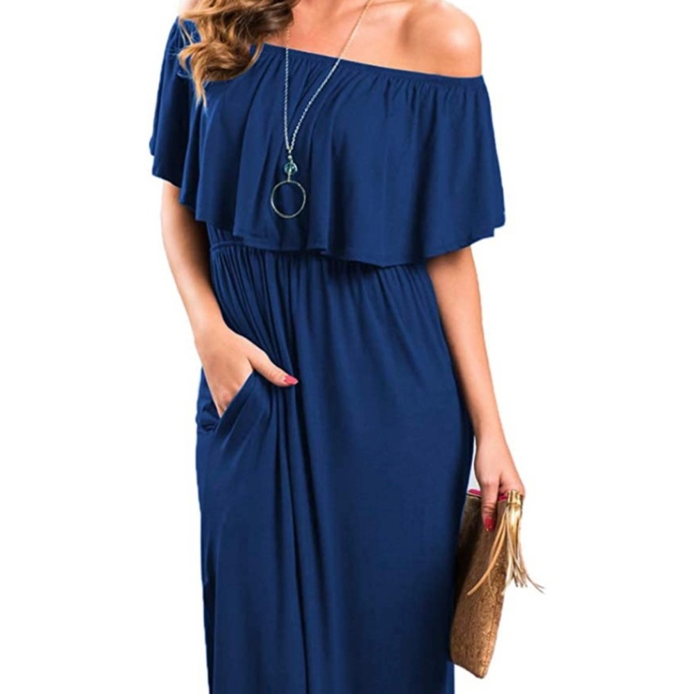 Off the Shoulder Maxi Dress‎